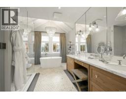 891 Bluffs Dr, Qualicum Beach, BC V9K0A2 Photo 42