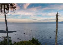 891 Bluffs Dr, Qualicum Beach, BC V9K0A2 Photo 45