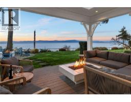 891 Bluffs Dr, Qualicum Beach, BC V9K0A2 Photo 49