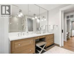 891 Bluffs Dr, Qualicum Beach, BC V9K0A2 Photo 64
