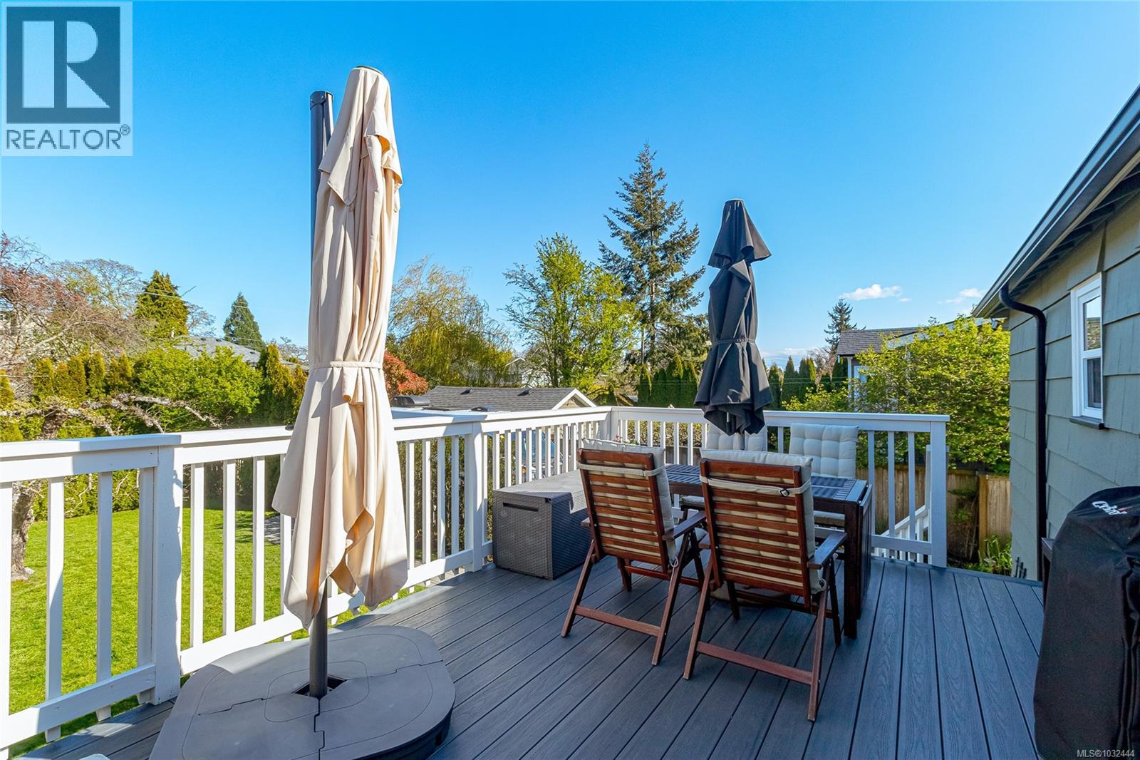  2551 Florence Street, Oak Bay