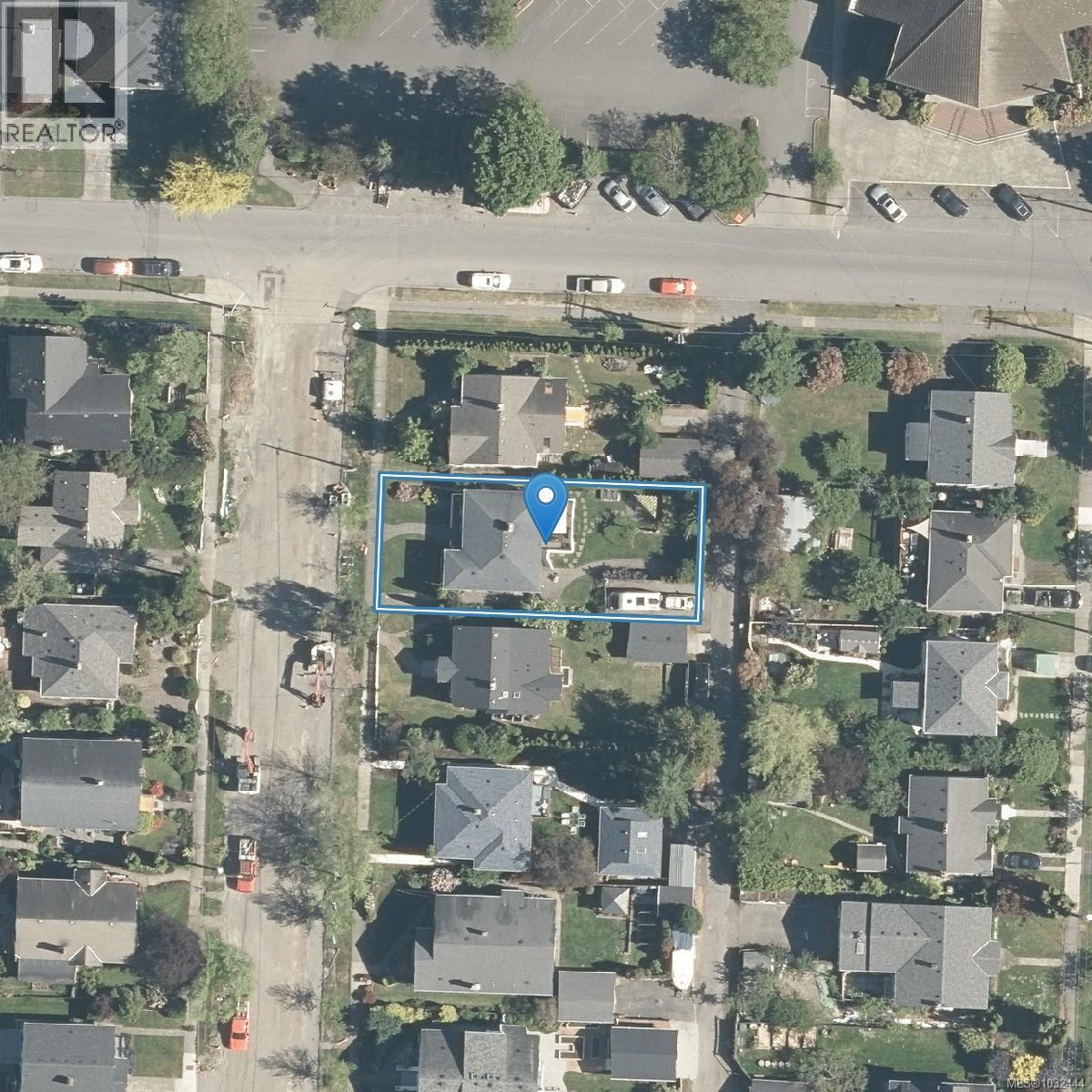  2551 Florence Street, Oak Bay