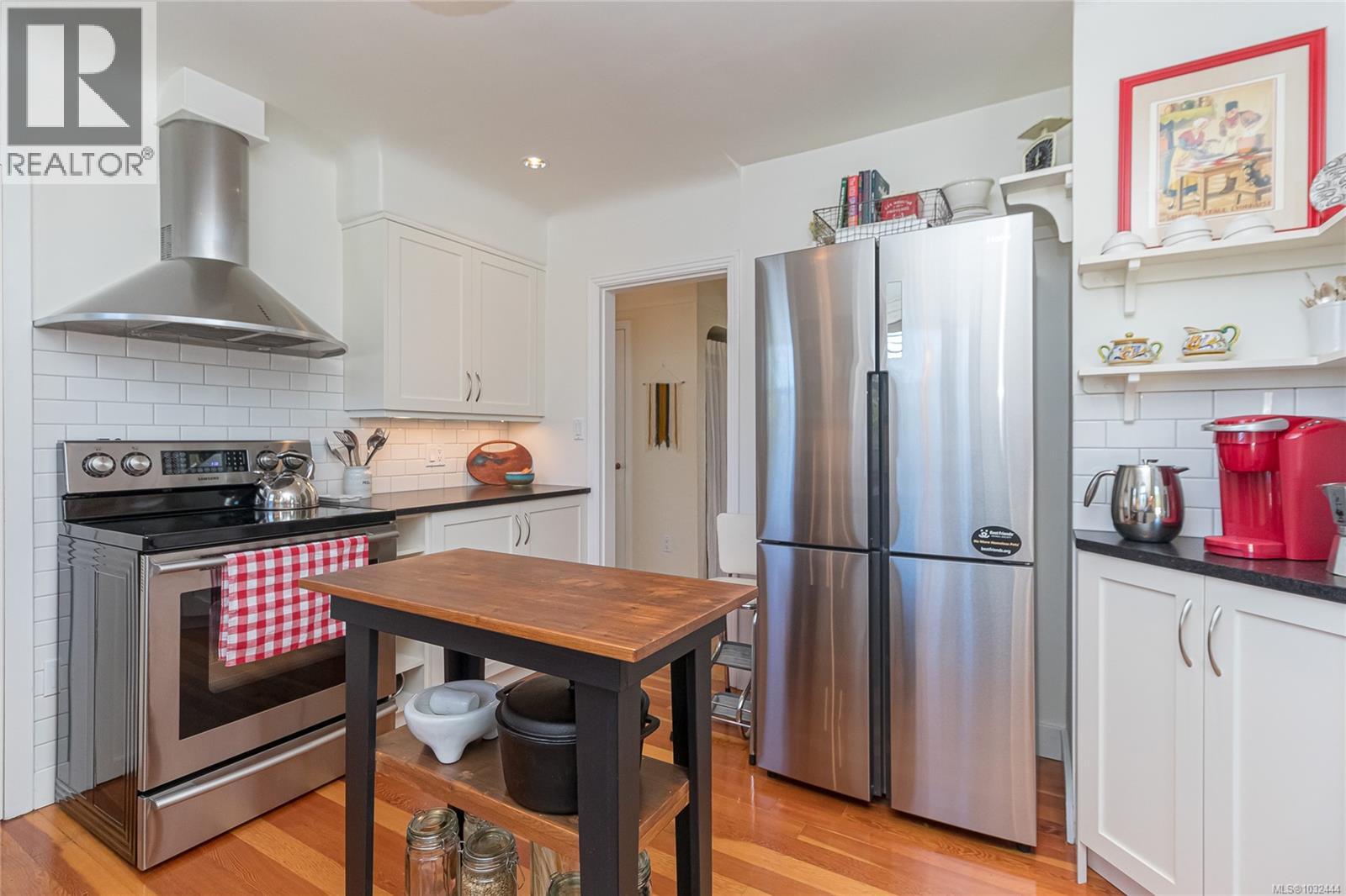  2551 Florence Street, Oak Bay