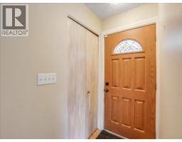 1500 3b Hwy, Fruitvale, BC V0G1L1 Photo 17