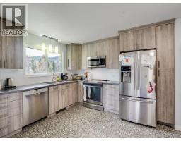 1500 3b Hwy, Fruitvale, BC V0G1L1 Photo 24