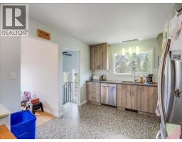 1500 3b Hwy, Fruitvale, BC V0G1L1 Photo 26