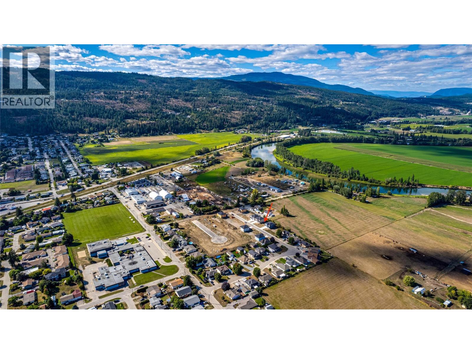  2221 Heitman Street, Enderby