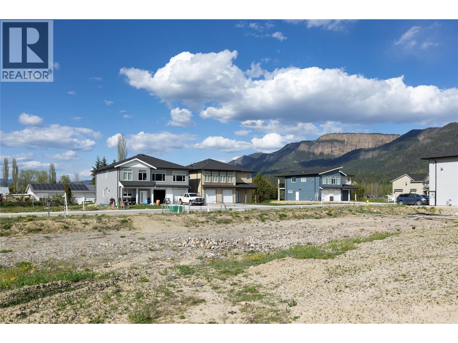  2221 Heitman Street, Enderby