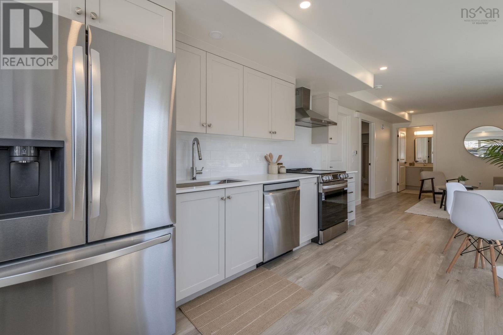 Property 30 of 45 of PC-1 2 Pearlgarden Close