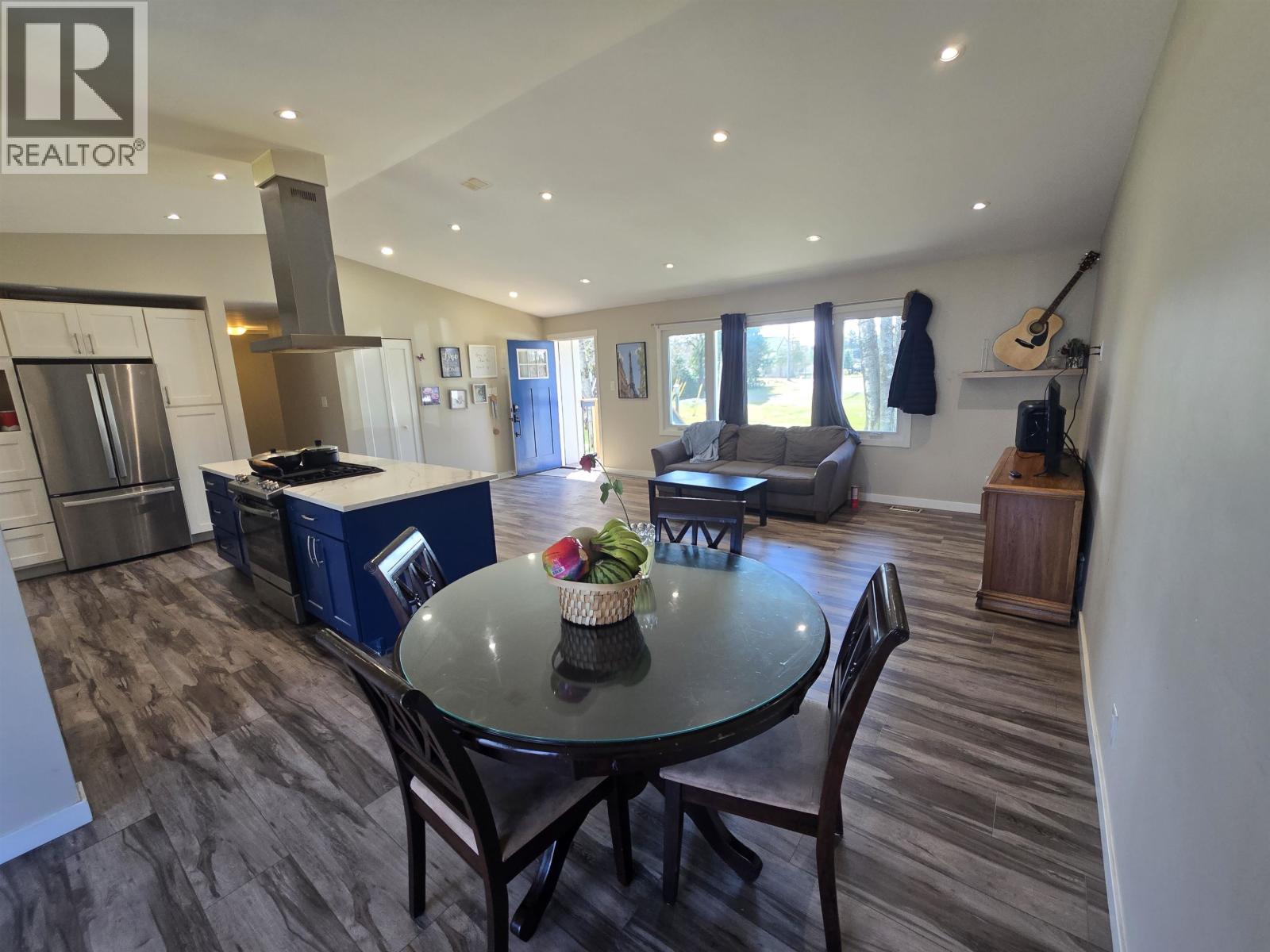 4930 WALSH AVENUE - 6