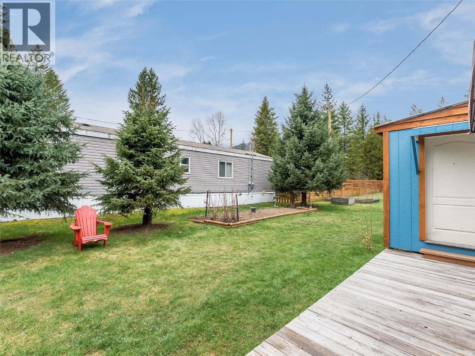 #8 916 AIRPORT ROAD - 42