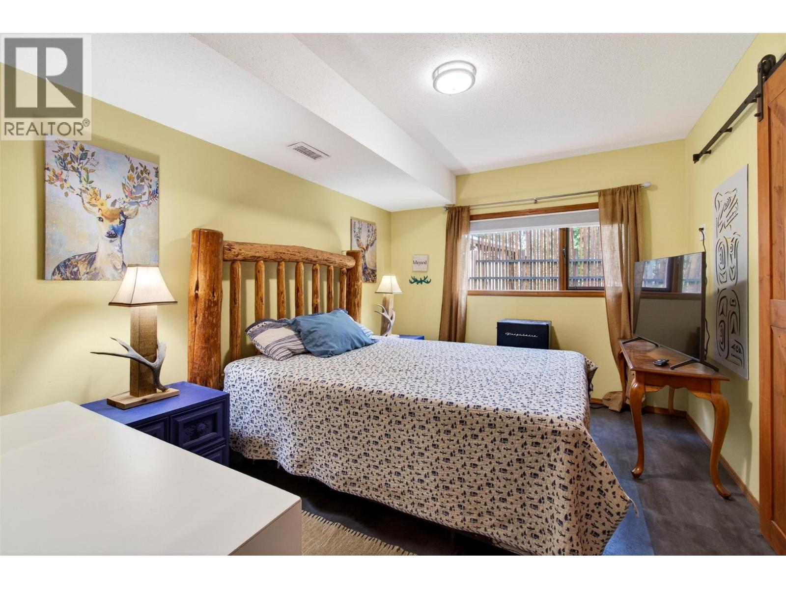  2403 Mount Tuam Crescent, Sorrento