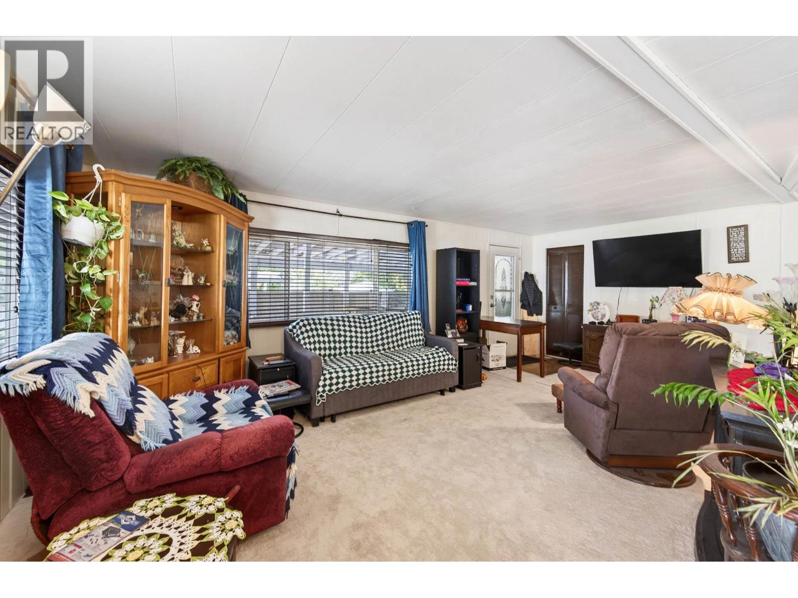 #228 2400 OAKDALE Way - 3