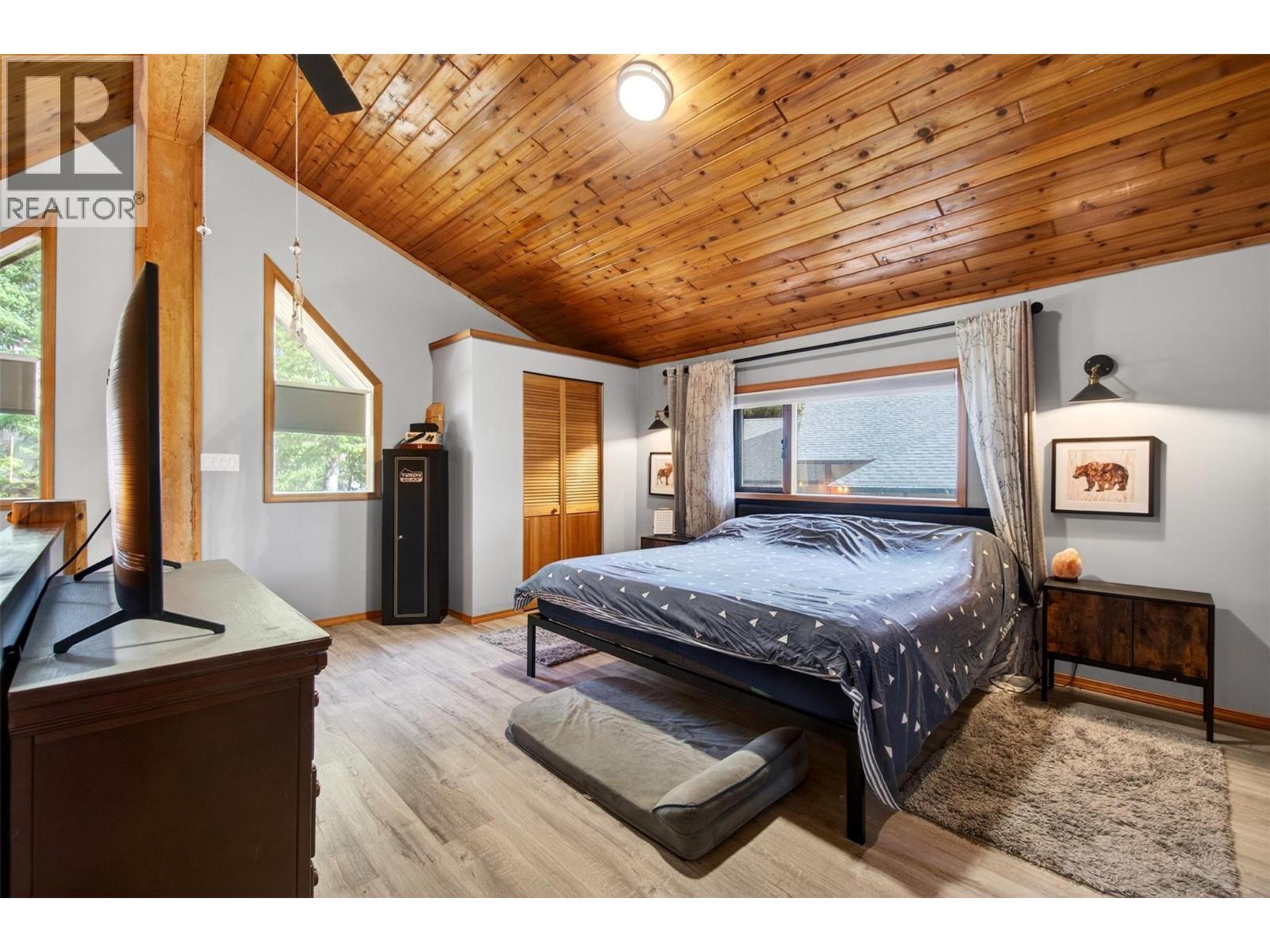  2403 Mount Tuam Crescent, Sorrento