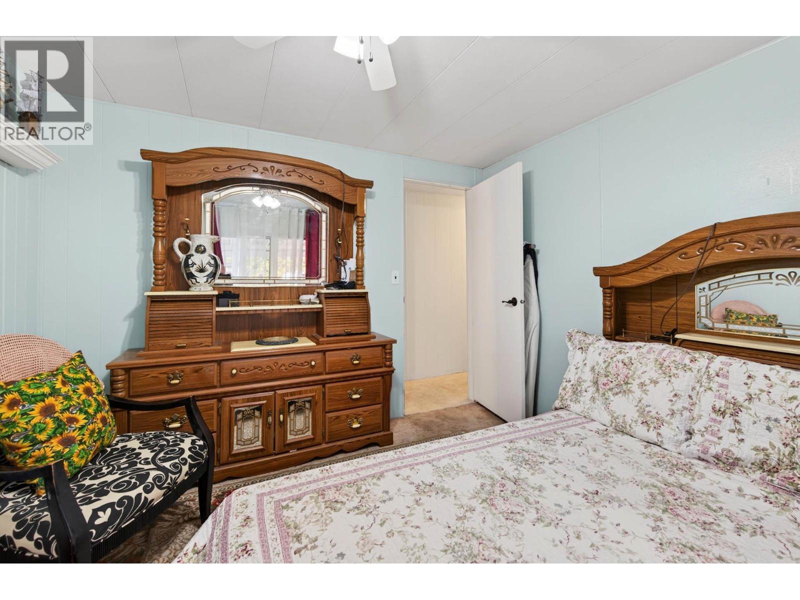 #228 2400 OAKDALE Way - 22