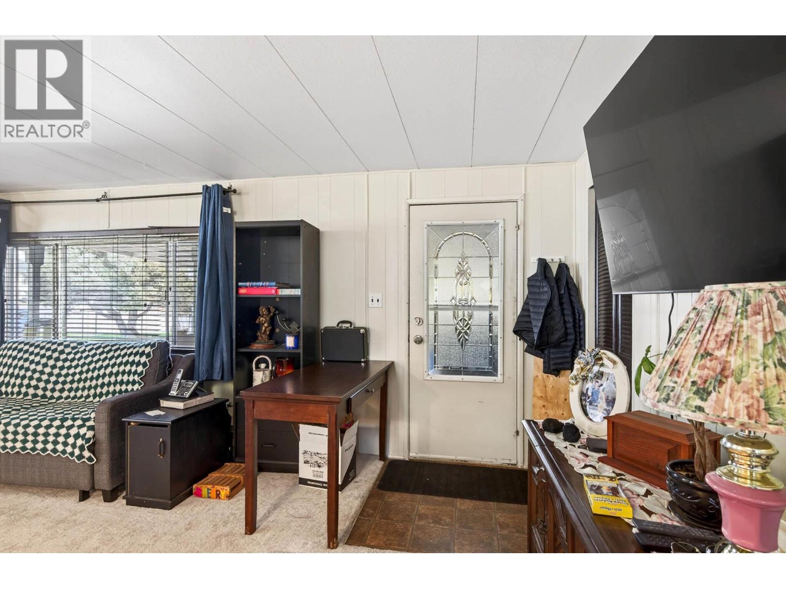 #228 2400 OAKDALE Way - Image 2