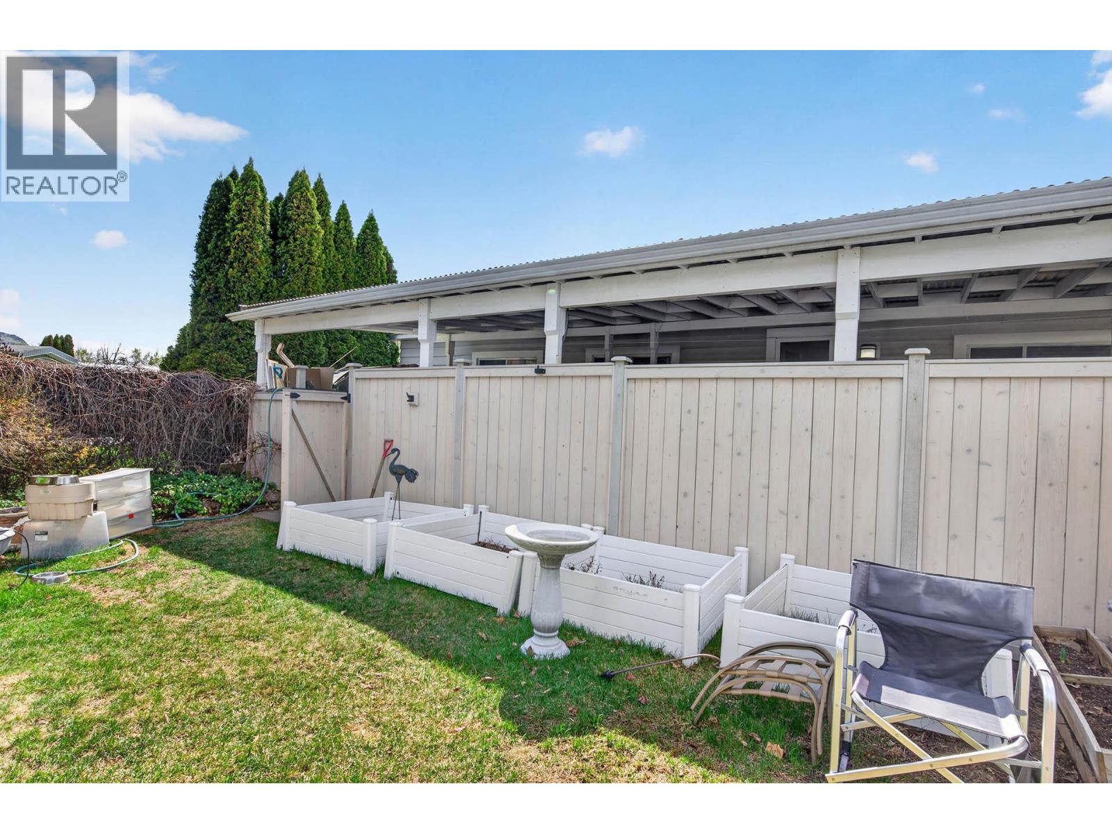 #228 2400 OAKDALE Way - 35