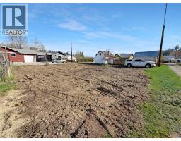 360 Burton Avenue, Princeton, BC V0X1W0 Photo 9