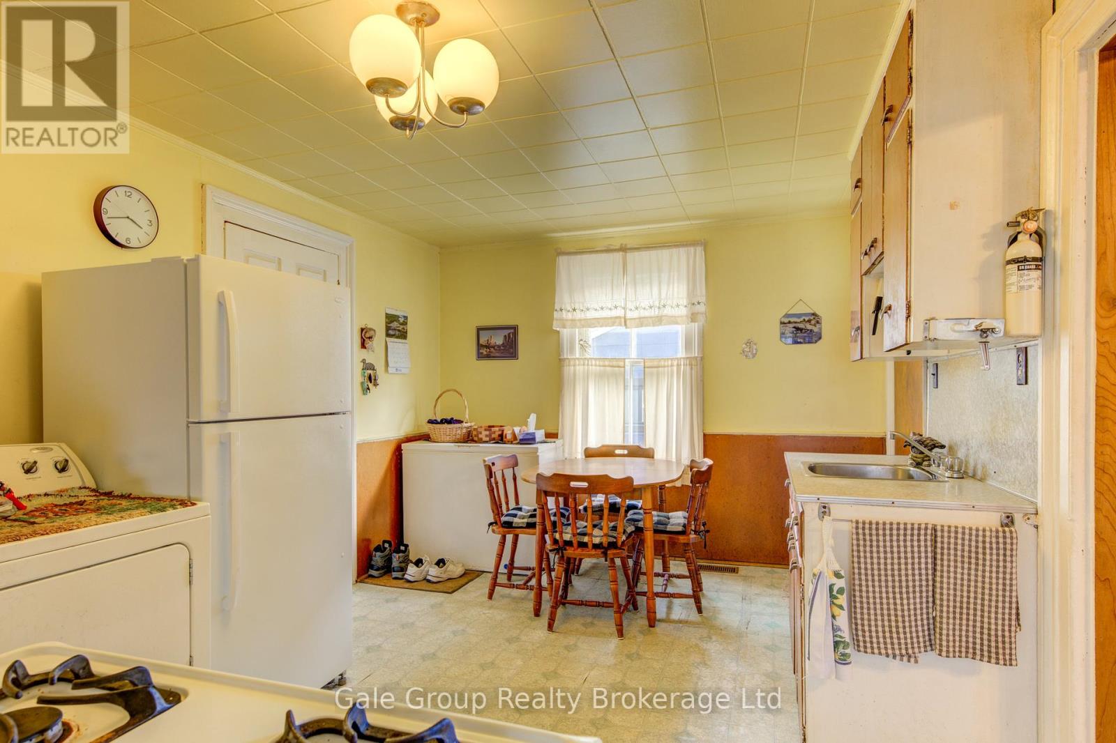 164 THAMES STREET N - 19