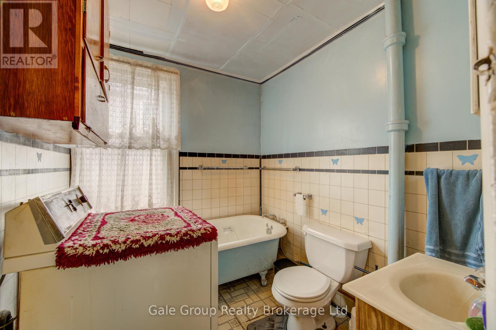 164 THAMES STREET N - 22