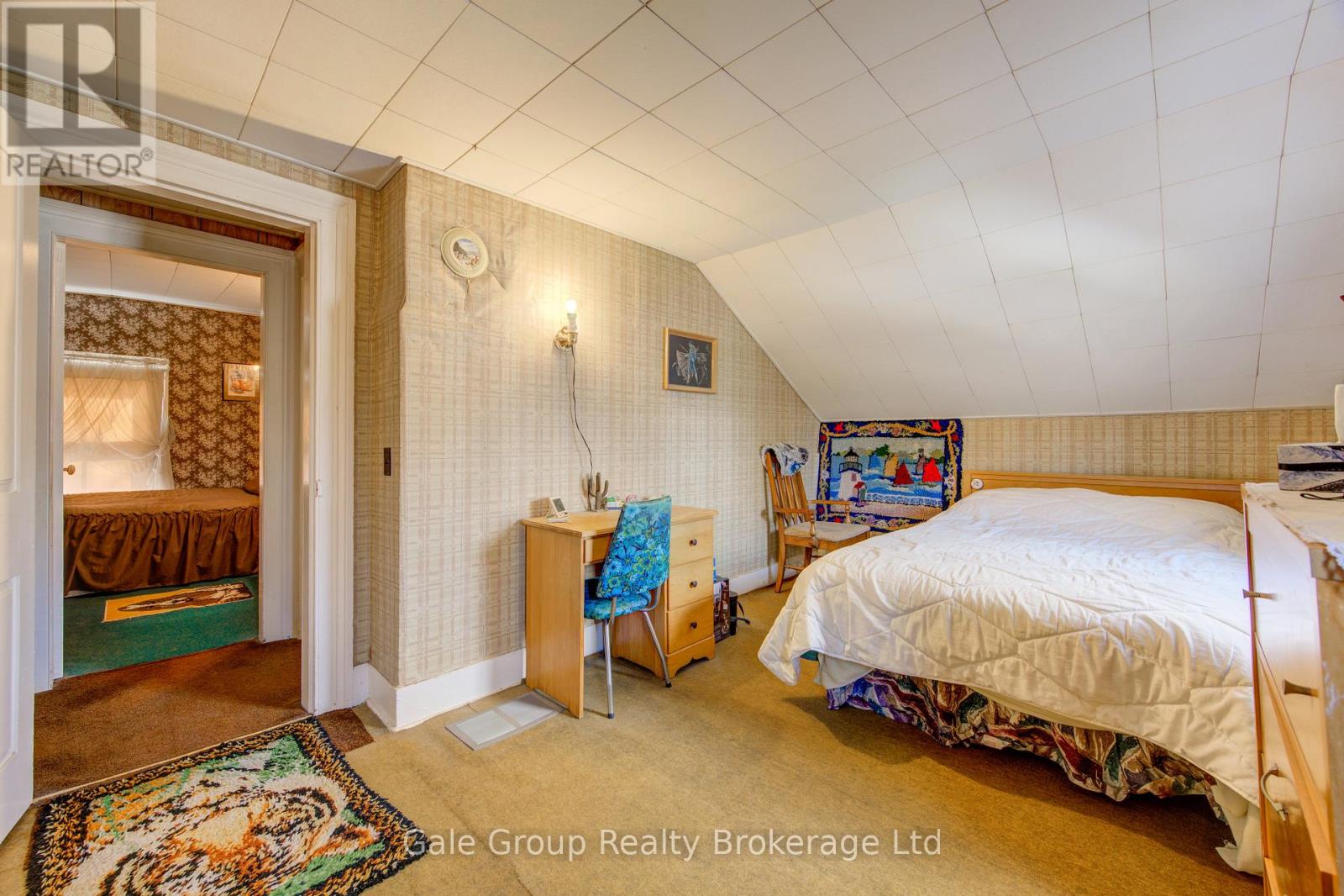 164 THAMES STREET N - 24