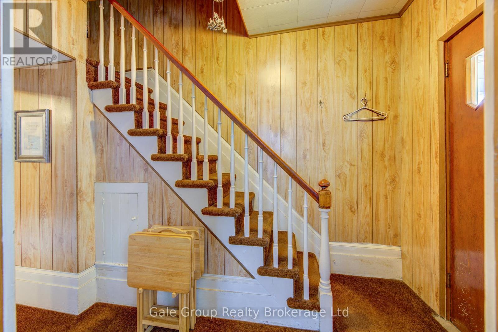 164 THAMES STREET N - 8