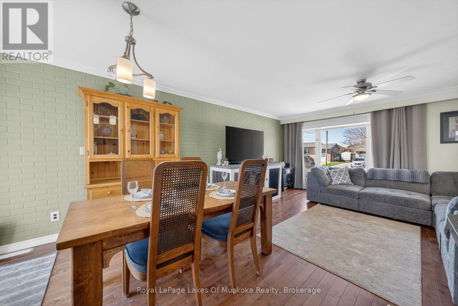 271 LAKELAND CRESCENT - 11