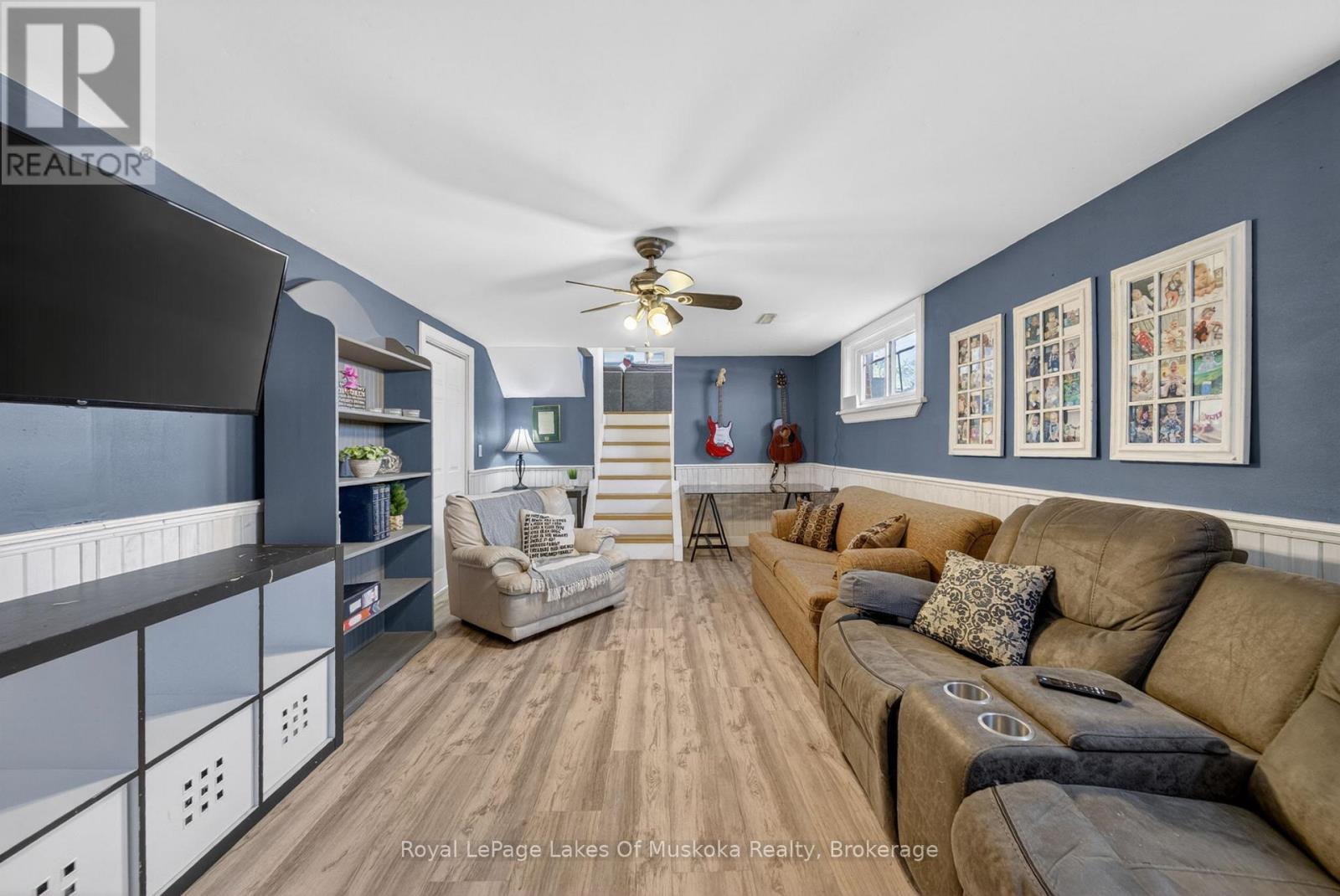 271 LAKELAND CRESCENT - 26