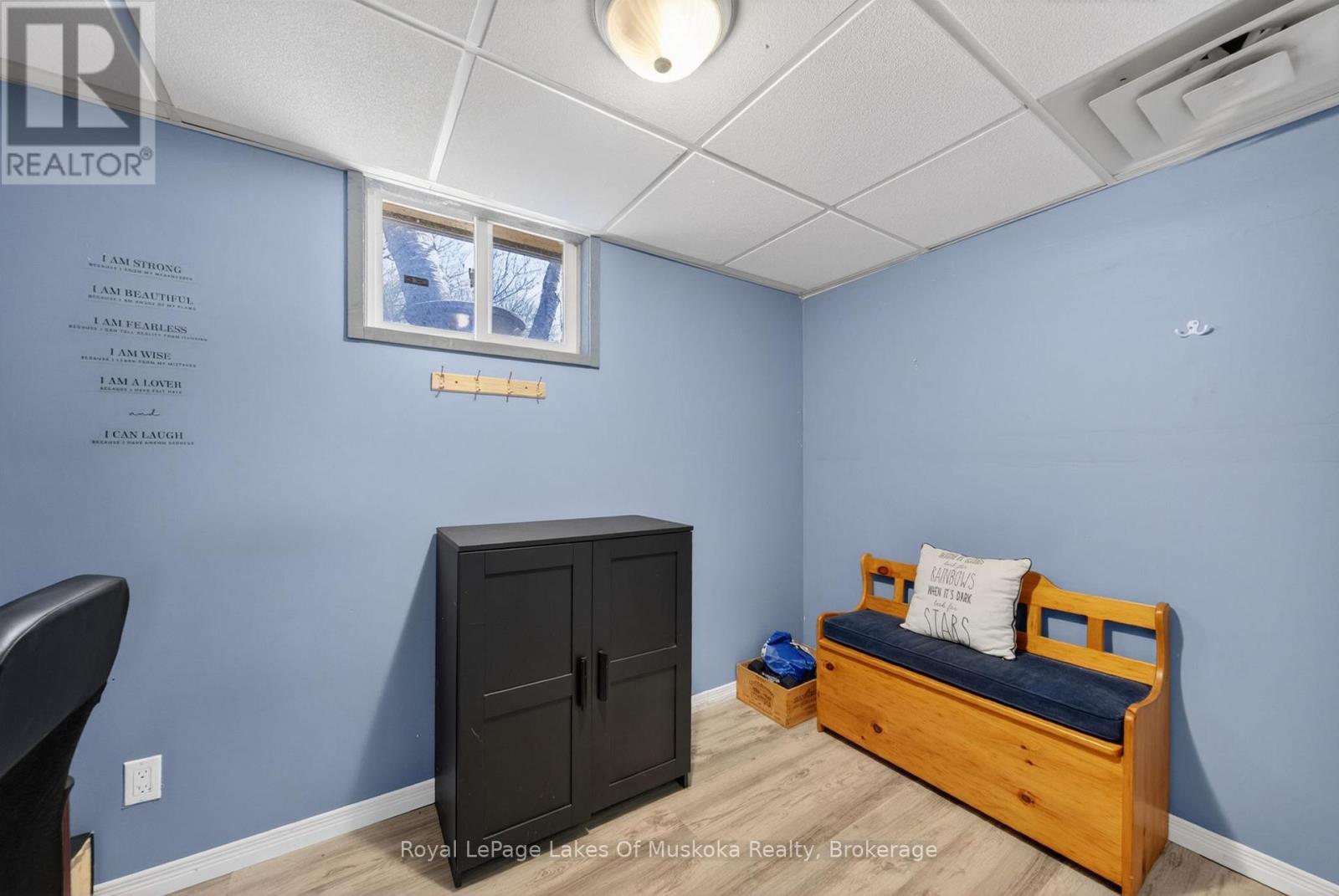 271 LAKELAND CRESCENT - 29