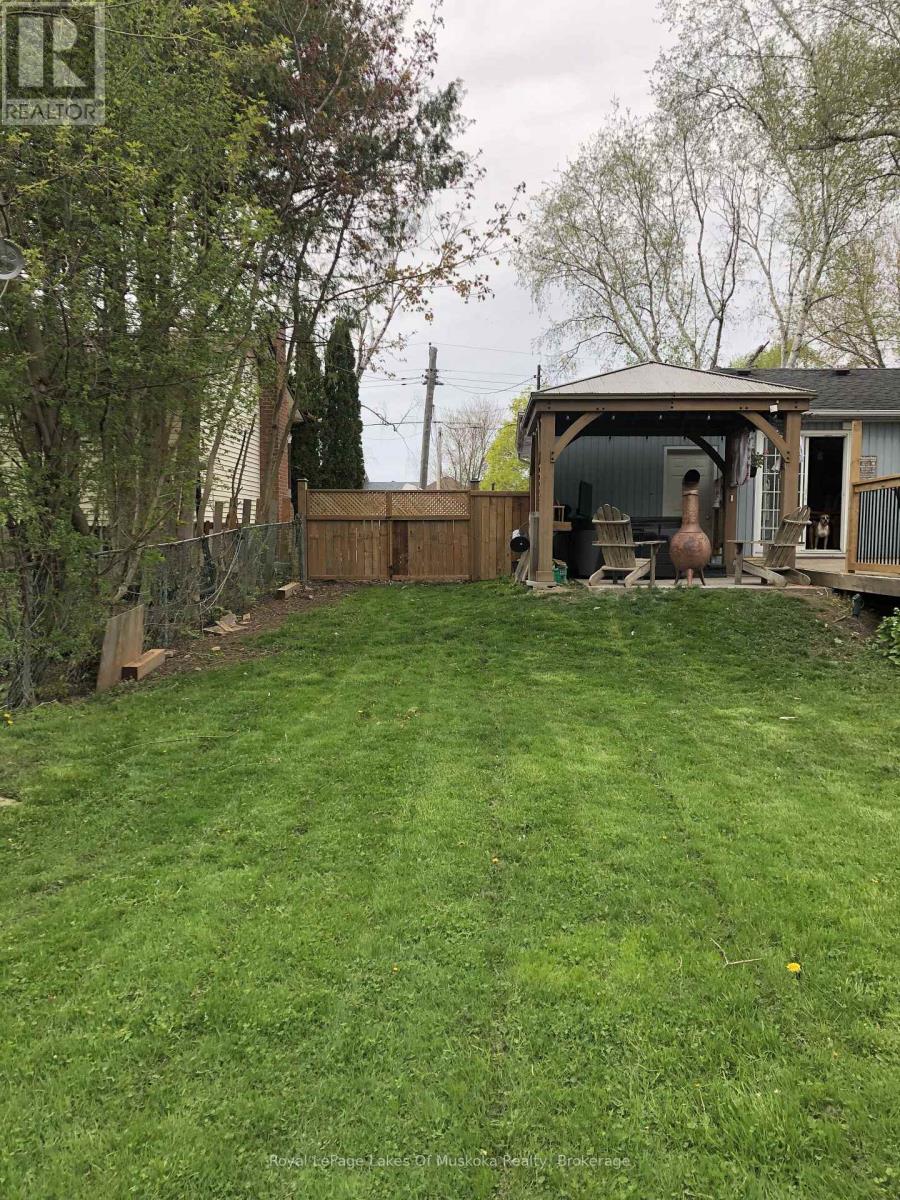 271 LAKELAND CRESCENT - 37