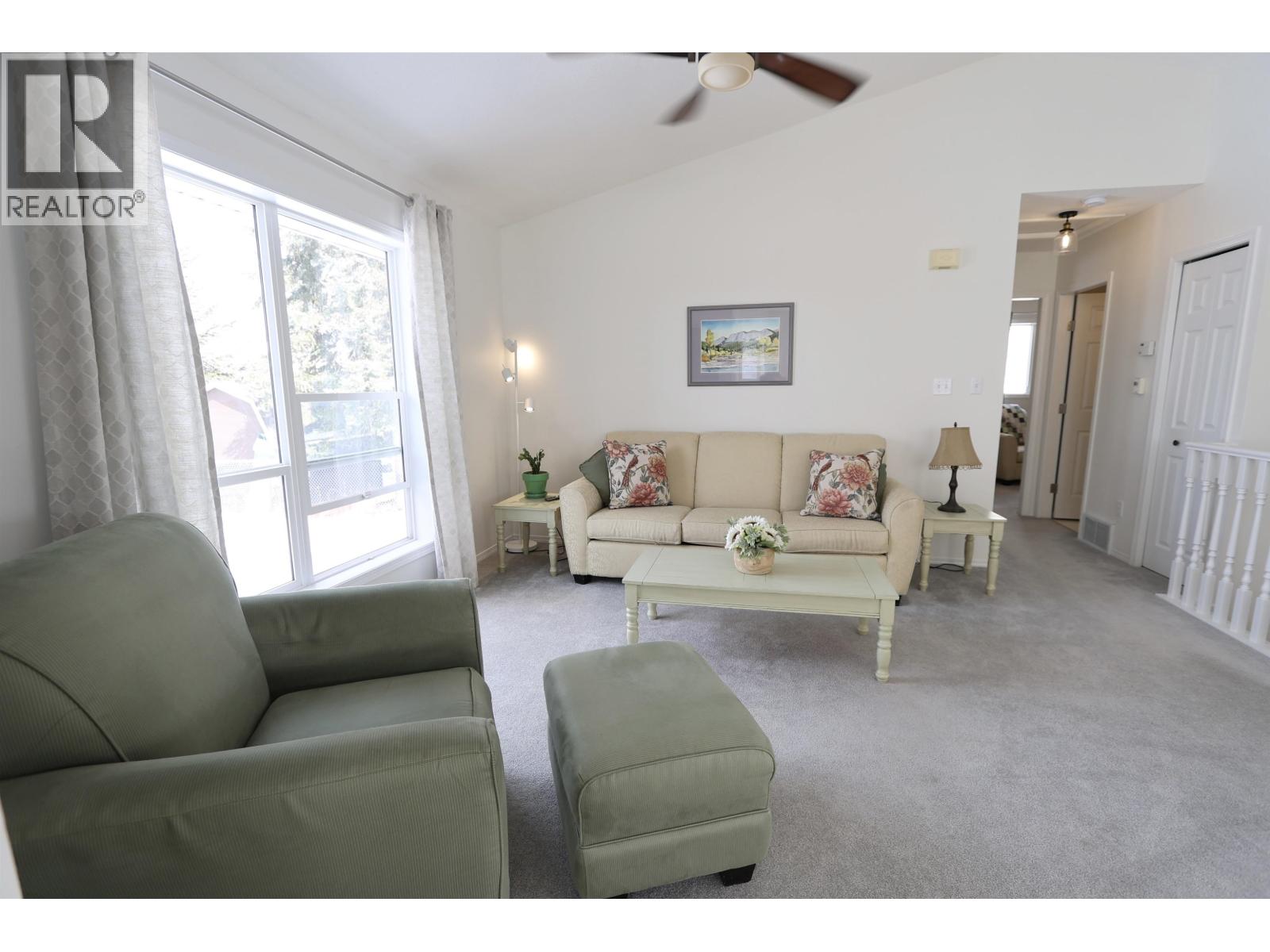 5446 WOODOAK CRESCENT — $529,900