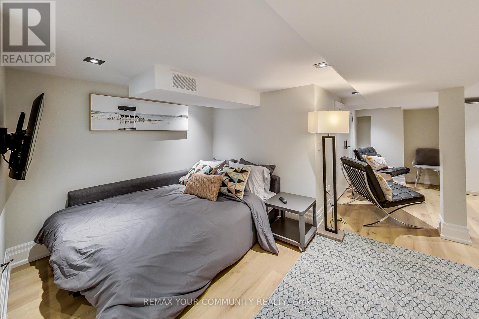 47 SOUDAN AVENUE - 40