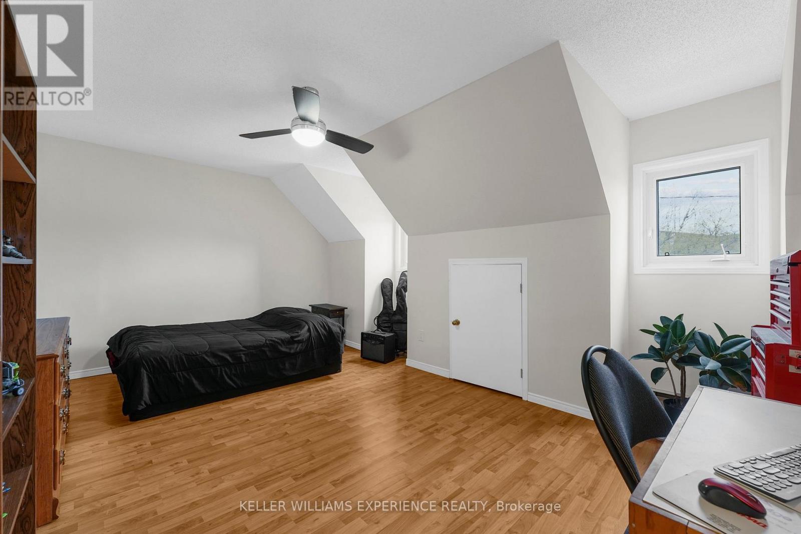 190 CENTRE STREET - 19