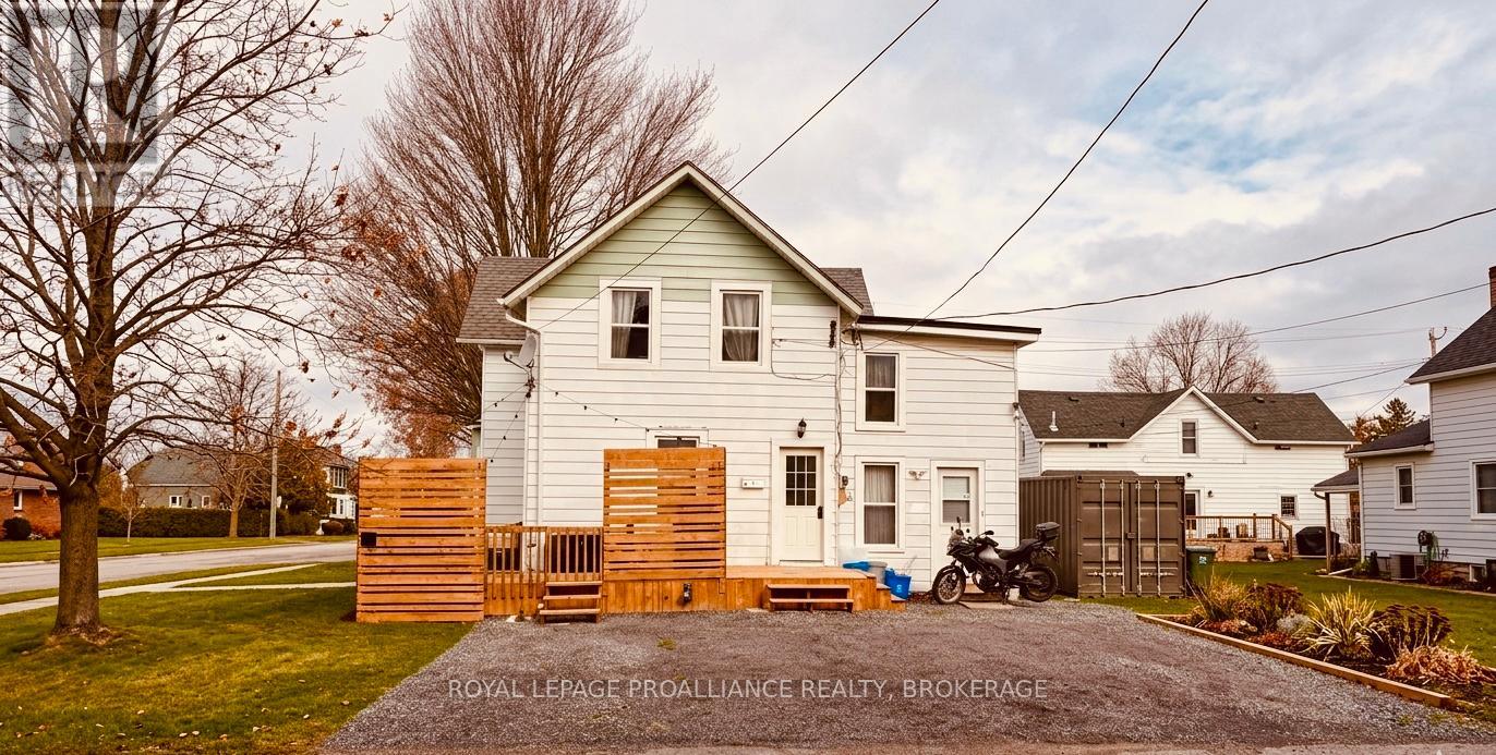 151 ADELAIDE STREET - photo 2