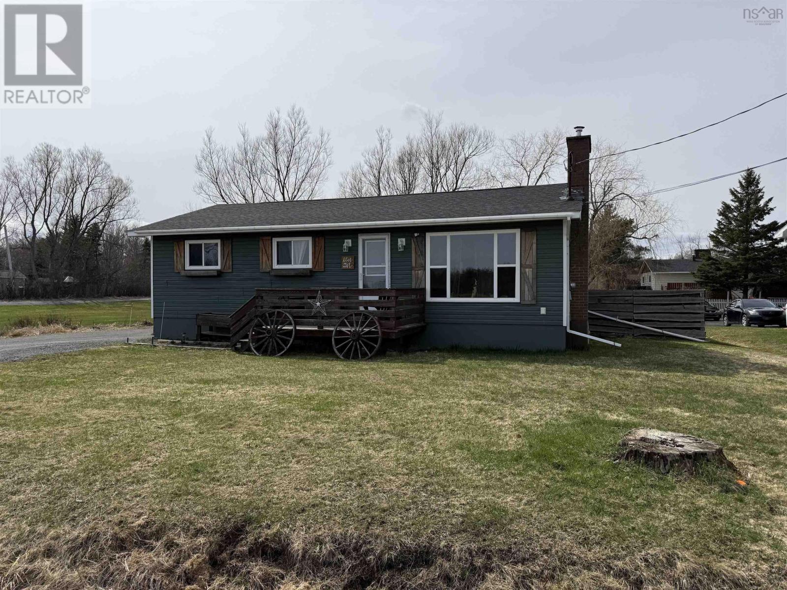 1668 Mackay Street - 37