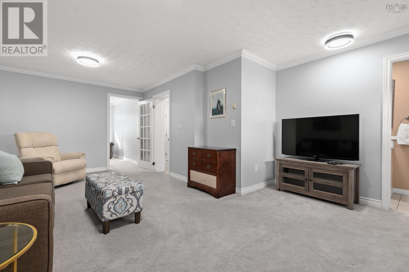 5568 CARRIAGEWAY CRESCENT - 19