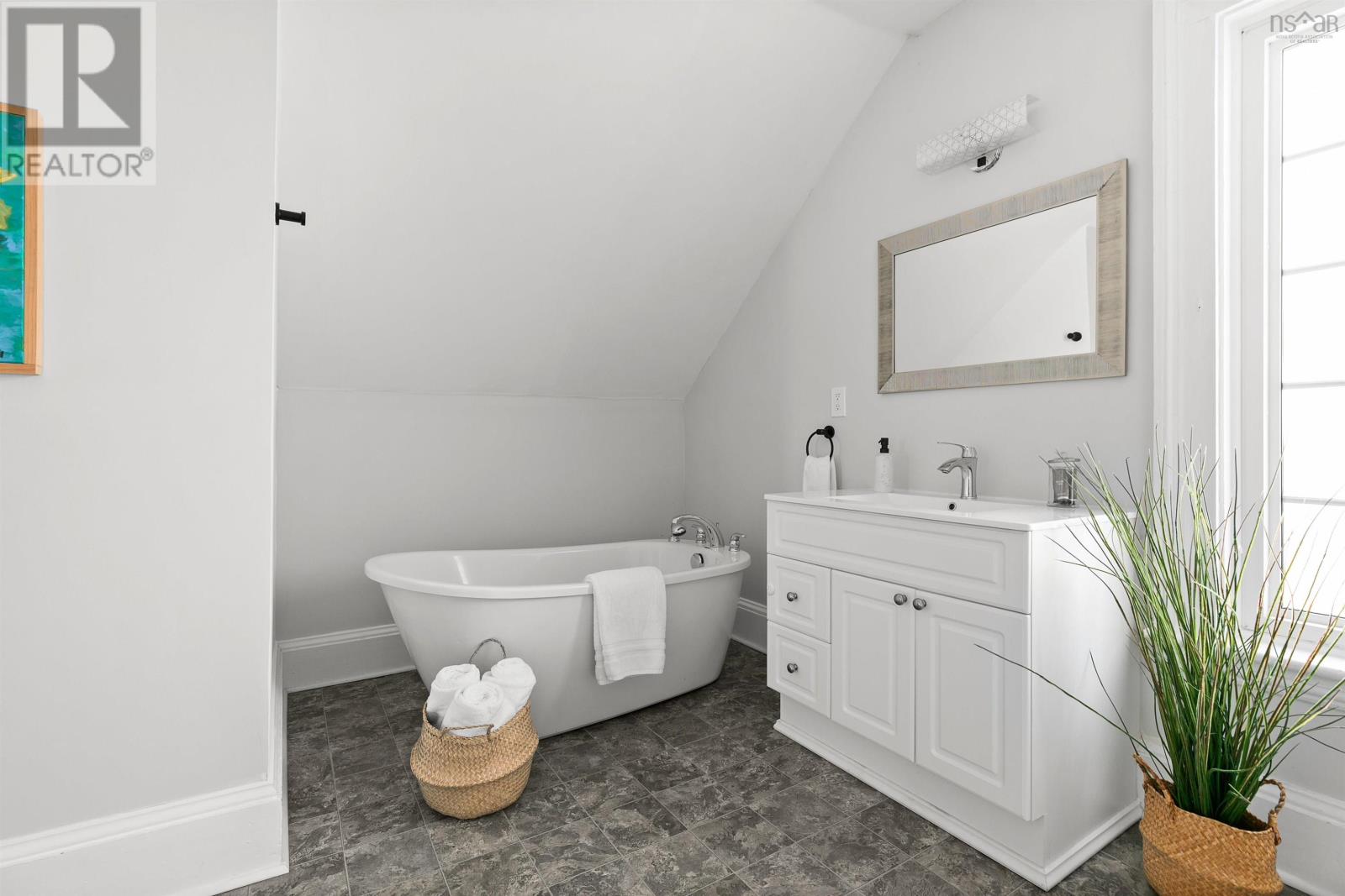 Property 32 of 51 of 2133 New Cheverie Road