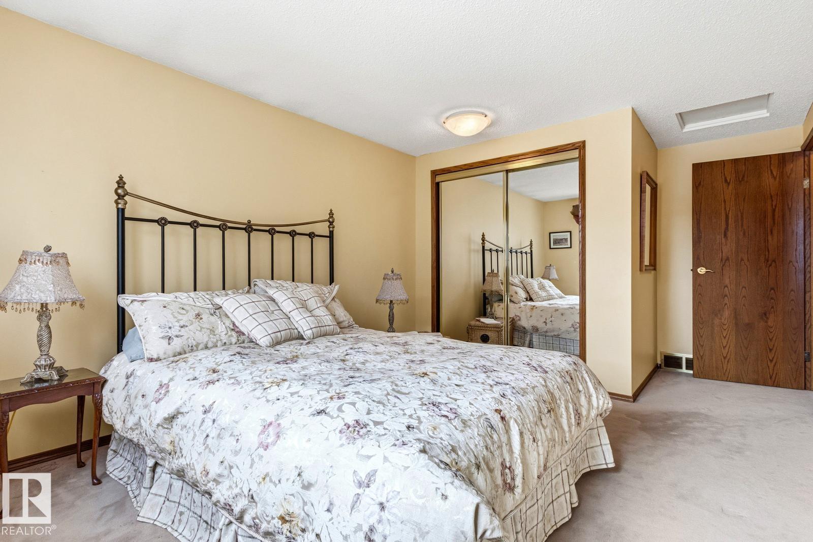 11707 29 AV NW NW, Edmonton