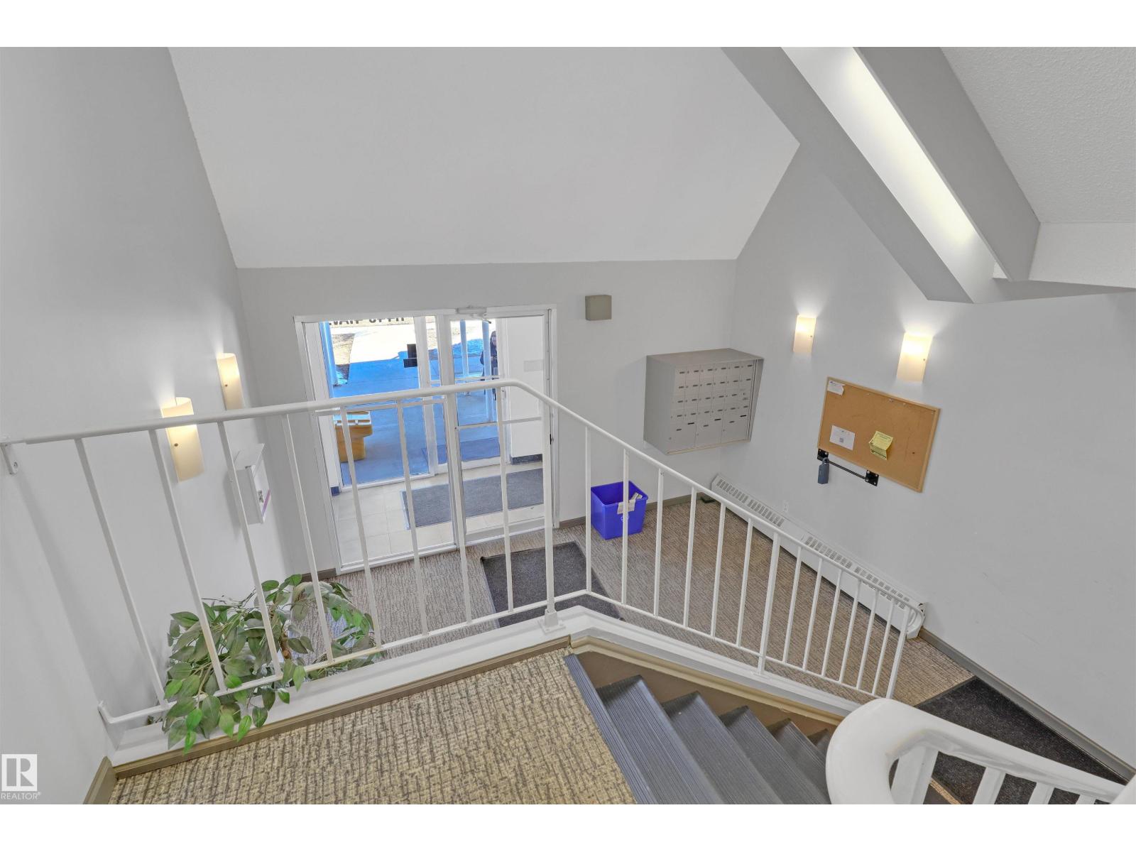 #201 11445 41 AV NW, Edmonton