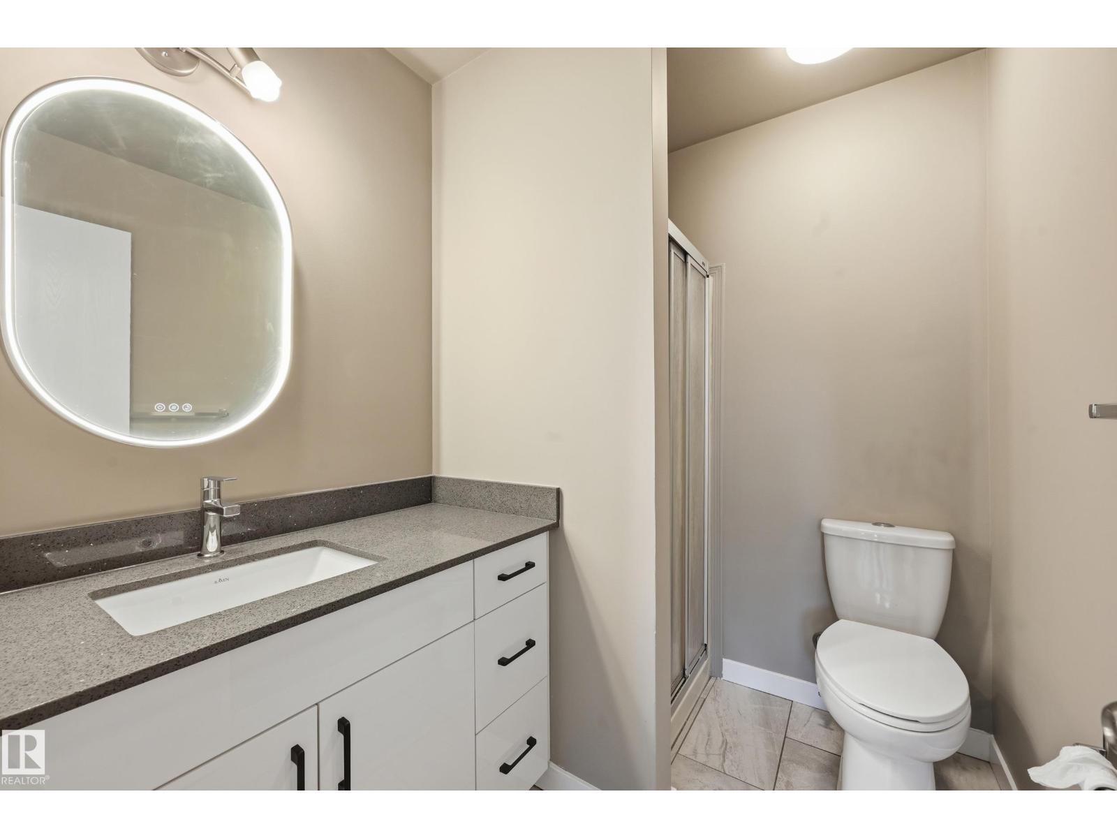 6907 19 AV NW, Edmonton