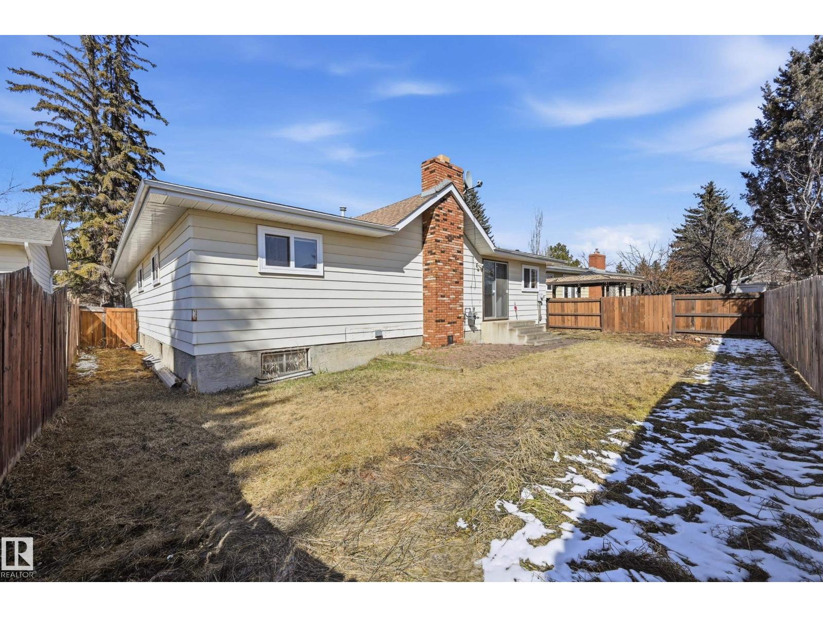 6907 19 AV NW, Edmonton