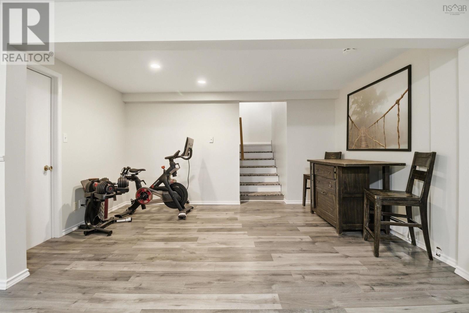 Property 27 of 41 of 10 Durham Way