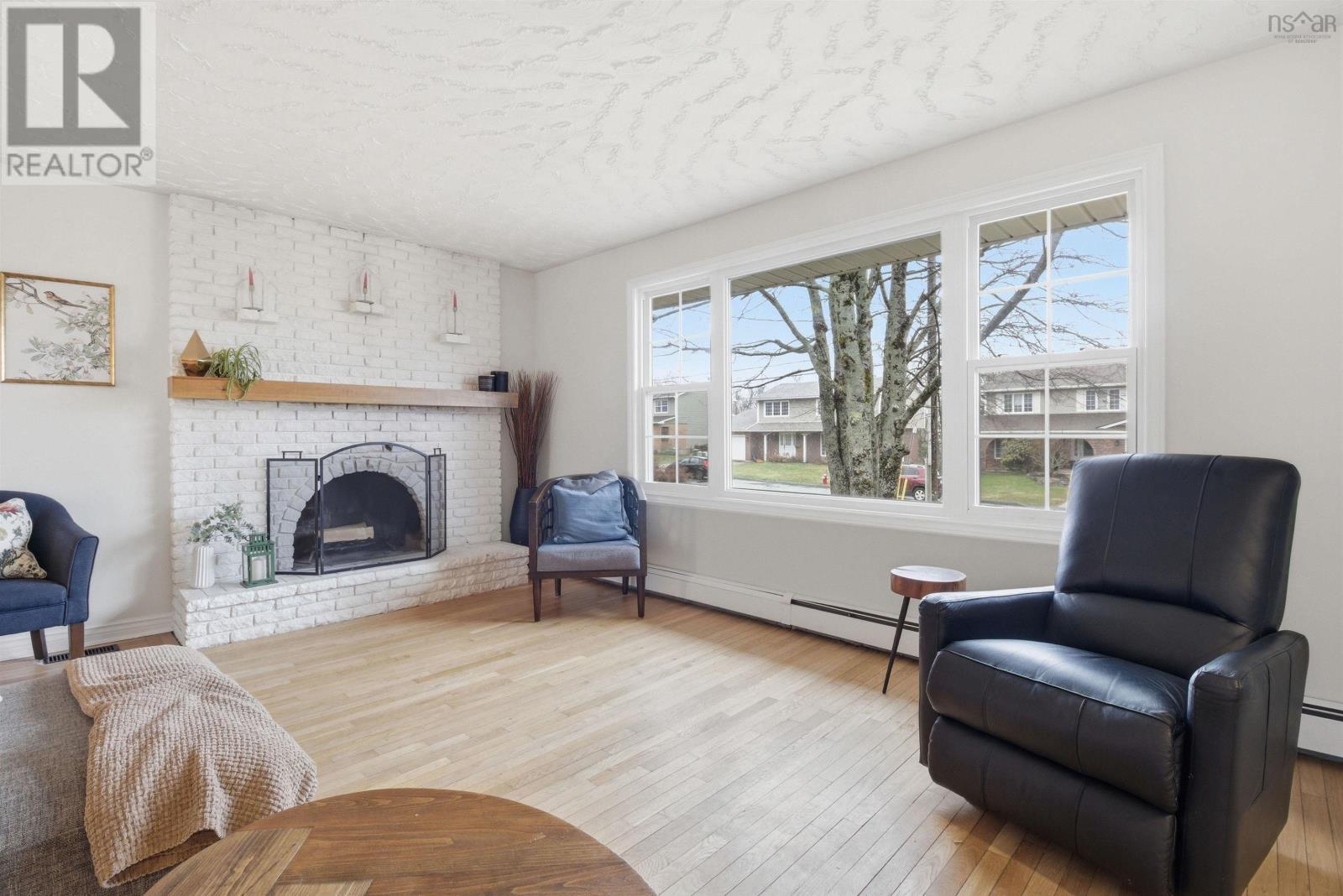 Property 6 of 41 of 10 Durham Way