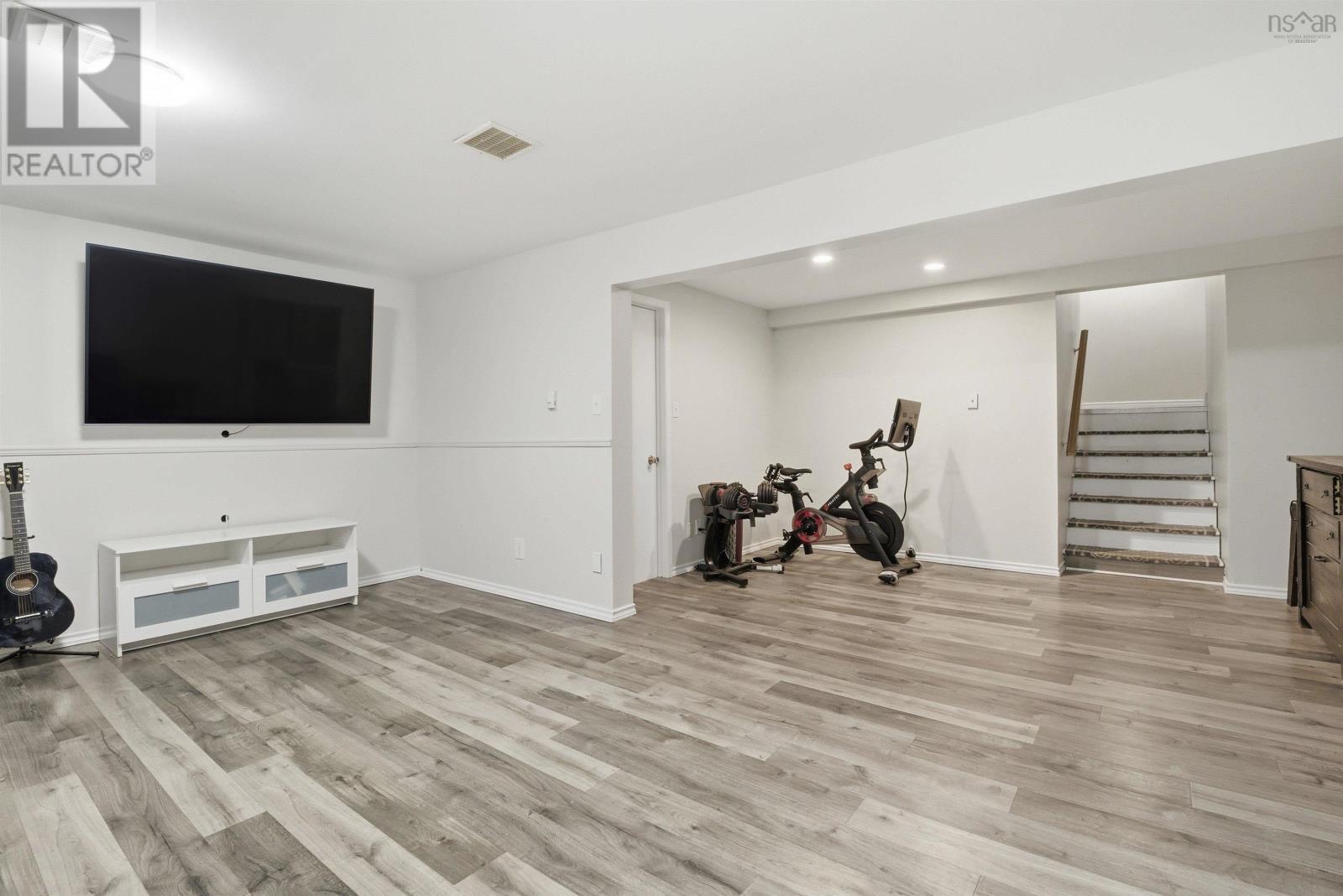 Property 28 of 41 of 10 Durham Way