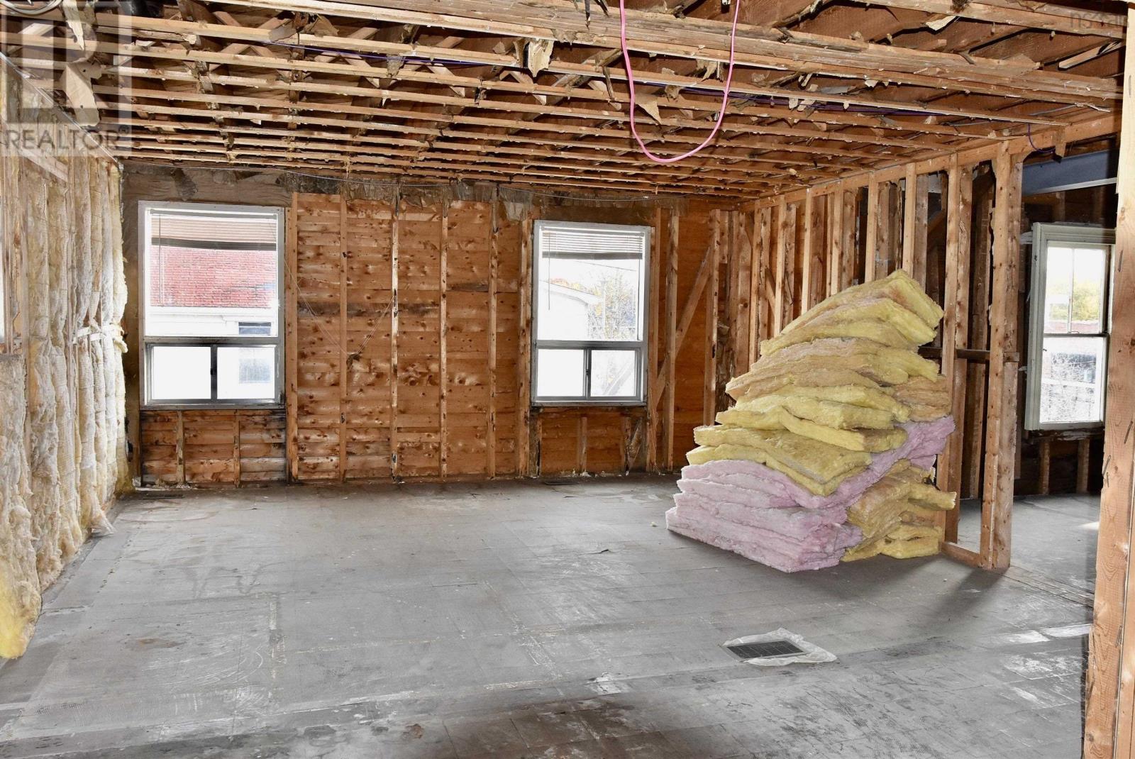 Property 40 of 46 of 284 Main Street