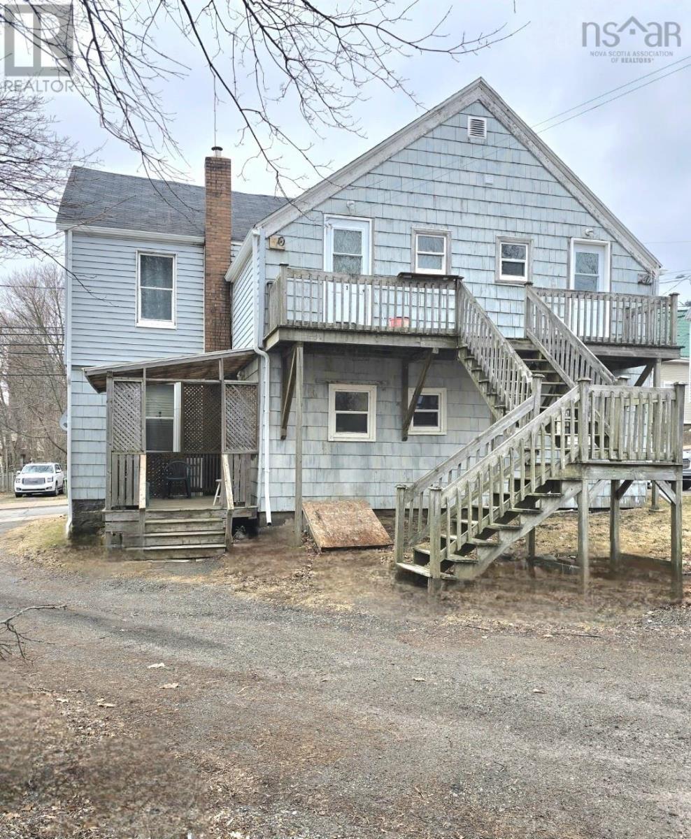 Property 2 of 23 of 211 Forbes Street