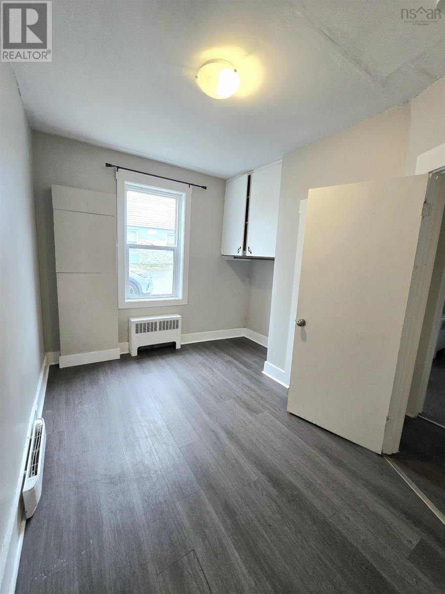 Property 8 of 23 of 211 Forbes Street