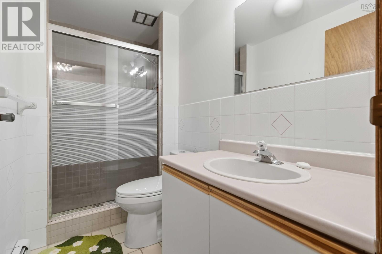 Property 32 of 46 of 11 Wheatstone Heights