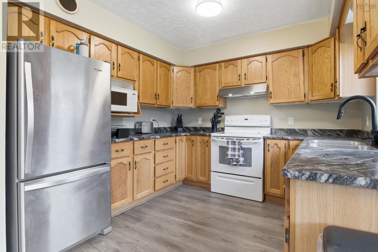 Property 14 of 50 of 10 Hescott Street