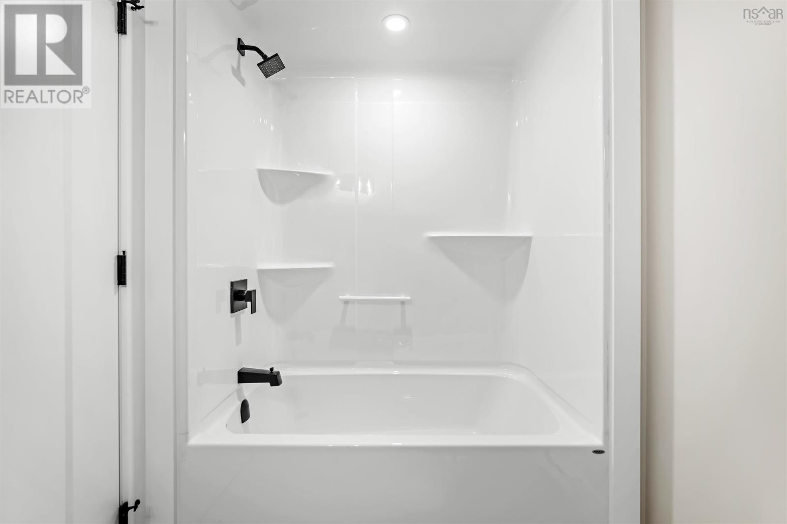 Property 28 of 46 of 5042 471 Bondi Drive, Indigo Shores